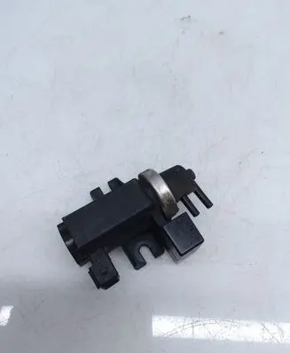 BMW X3 E83 Turbo solenoid valve 72279600 2247906