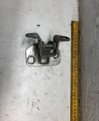 Chrysler Voyager Rear door lower hinge 04574429