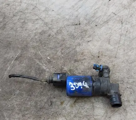 Volvo V60 Windscreen/windshield washer pump AV6113K082AA