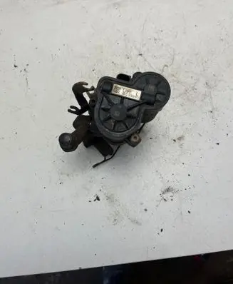 Land Rover Discovery Sport Rear brake caliper FK722K328BC