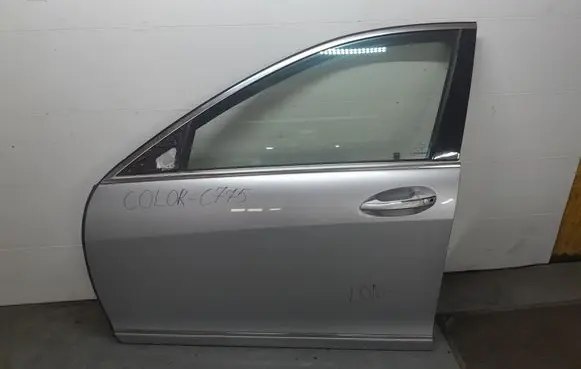 Mercedes-Benz S W221 Front door