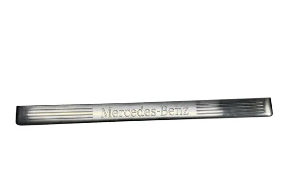 Front sill trim cover