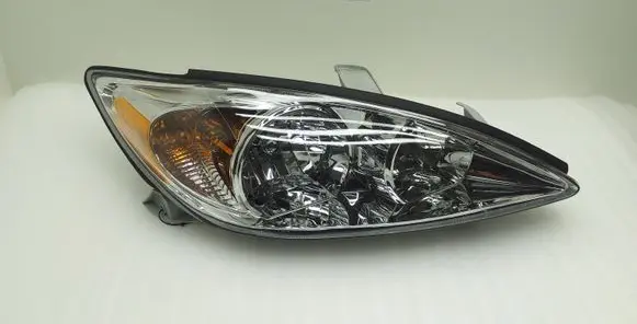 Toyota Camry Headlight/headlamp 81110AA060