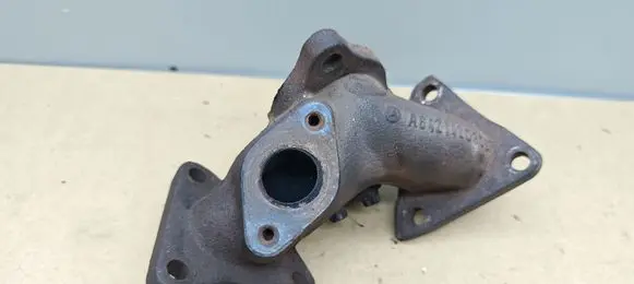 Mercedes-Benz E A207 Other exhaust manifold parts A6421420309