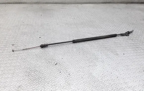 Volkswagen PASSAT B6 Rear door cable line 