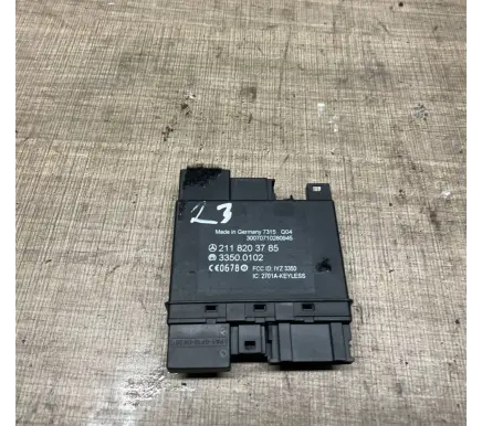 Mercedes-Benz E W211 Keyless (KESSY) go control unit/module A2118203785 33500102 30070710280945