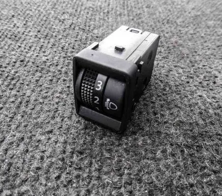Nissan Qashqai Other switches/knobs/shifts 4EA0D41024A