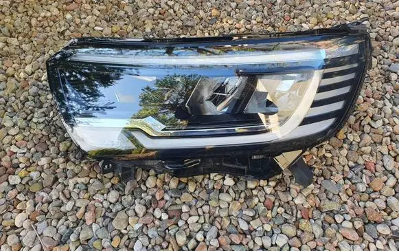 Renault Kangoo III Headlight/headlamp 260608525R 0012298 1016E006