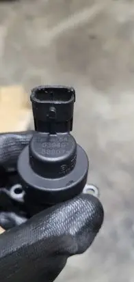 Volvo XC90 Fuel pressure sensor 0928400