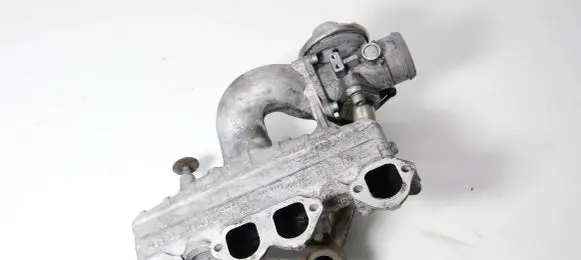 Audi A4 S4 B5 8D Intake manifold 038129713AB