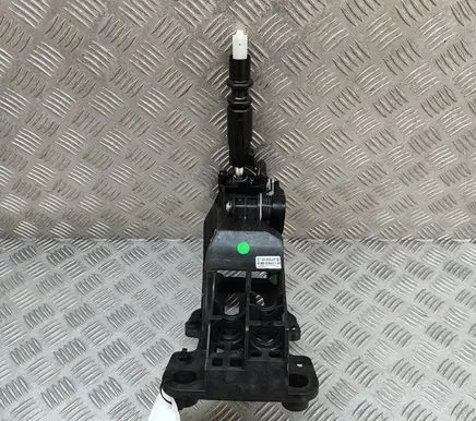 Citroen C4 III e-C4 Gear shifter/selector 9845930080