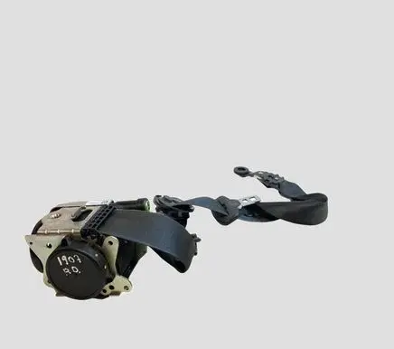 Volvo V40 Front seatbelt 010R0000 0589 03037