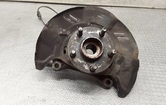 Subaru Forester SH Front wheel hub spindle knuckle 