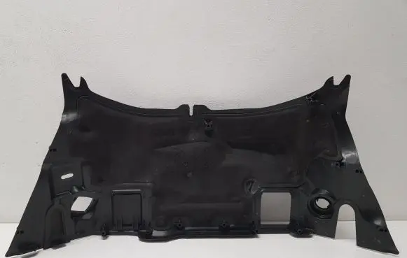 Mercedes-Benz C W205 Other engine bay part A2056200240
