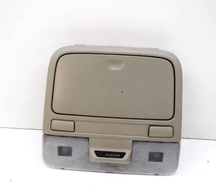 Subaru Outback Front seat light VC12004