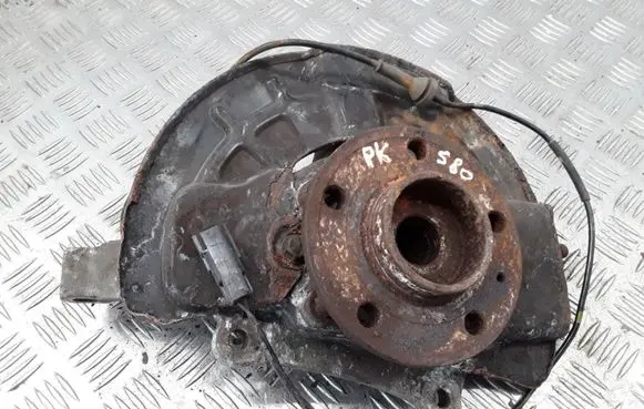 Volvo S80 Front wheel hub spindle knuckle 9461943 P39960644