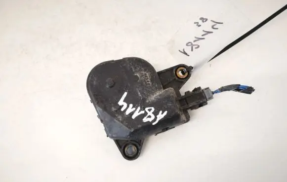 Dodge Durango Air flap motor/actuator 04885206ab