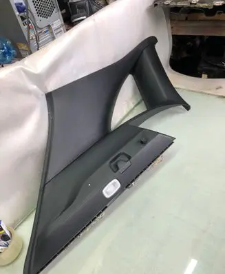 Mercedes-Benz GLA H247 (D)pillar trim (top) A2476908100