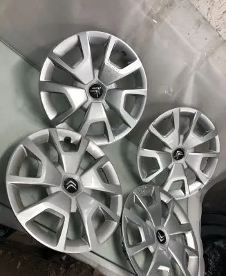 Citroen C4 III e-C4 R16 wheel hub/cap/trim 9834032880