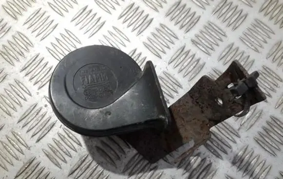 Alfa Romeo 147 Horn signal e335717 ch2035
