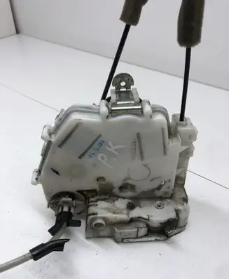 Honda FR-V Front door lock