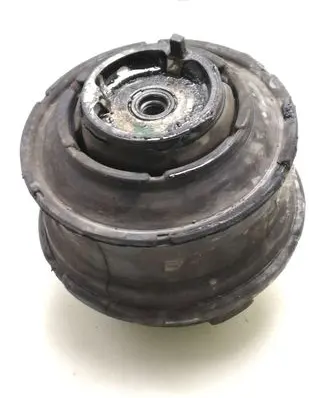 Mercedes-Benz E W211 Engine mount bracket