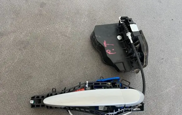 BMW 1 F20 F21 Rear door lock 7229460 A053702