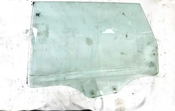 Mitsubishi Space Star Rear door window glass