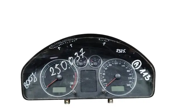 Volkswagen Sharan Speedometer (instrument cluster) 7M7920800J