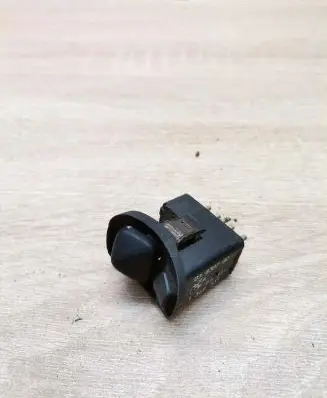 BMW 3 E30 Wing mirror switch 1369331