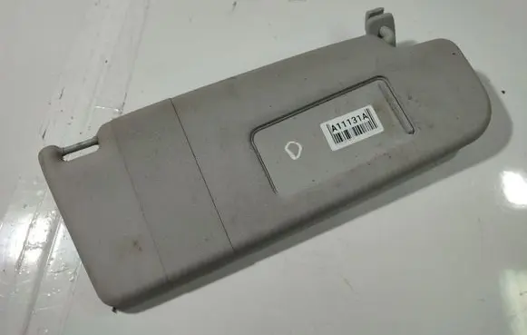 Volkswagen Golf V Sun visor 