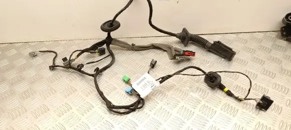 Volvo XC40 Front door wiring loom P32375401