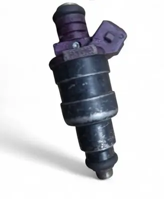 Opel Vectra B Fuel injector 5WK9053
