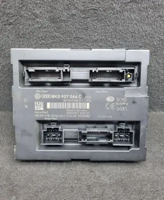 Audi A4 S4 B8 8K Comfort/convenience module 8K0907064C