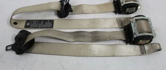BMW M5 Third row seat belt 