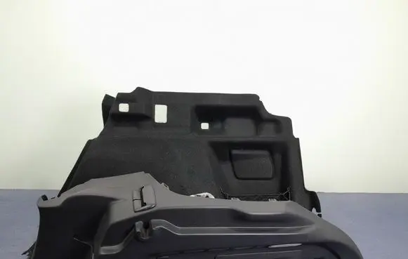 Citroen C4 II Tailgate/boot cover trim set 9687476877