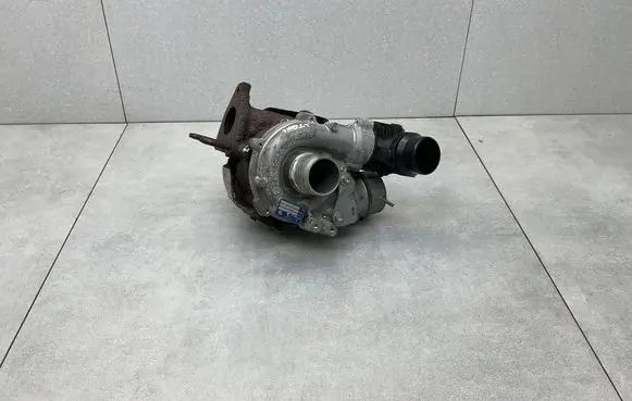 Nissan X-Trail T32 Turbo H821067824 54389700007