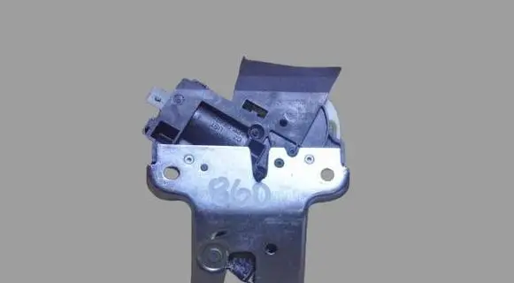 Audi A3 S3 8P Tailgate/trunk/boot lock/catch/latch 4F5827505D