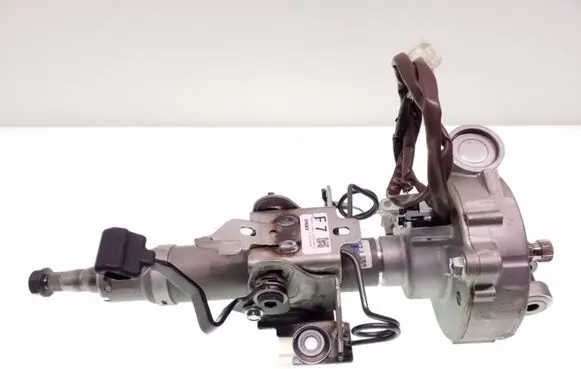 Steering wheel axle set