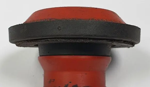 Mercedes-Benz A W169 Radiator mount bracket A1695040112