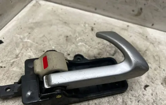 Hyundai Santa Fe Rear door interior handle 82623CM000