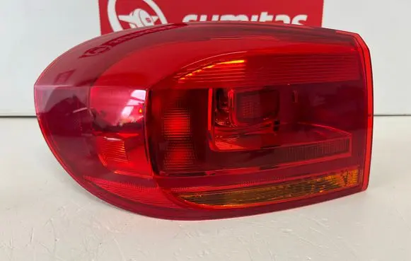 Volkswagen Tiguan Rear/tail lights 5N0945095Q 2SD01073801 160420