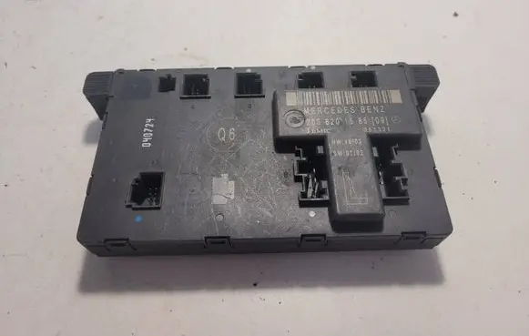 Mercedes-Benz E W212 Door control unit/module 2038201585 351321