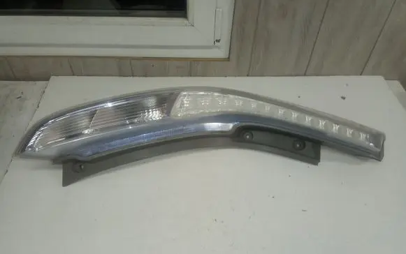 Nissan Leaf I (ZE0) Rear/tail lights