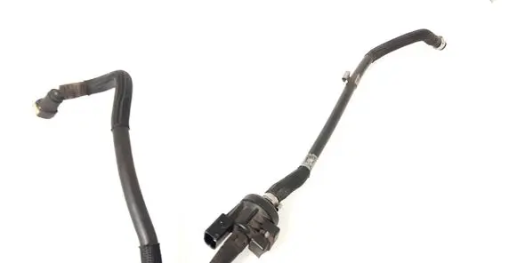 Volkswagen PASSAT B7 USA Breather valve 06E906517A