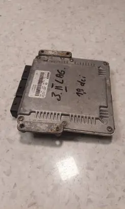 Renault Laguna II Engine control unit/module 0281011101 8200095416 8200163528