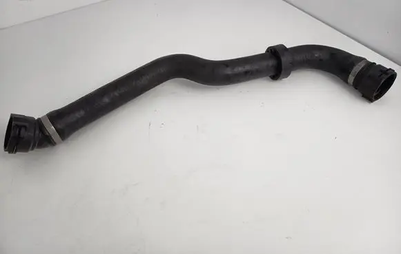 BMW 5 E39 Engine coolant pipe/hose 7785018