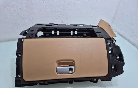 Porsche Macan (95B) Glove box 95B857558
