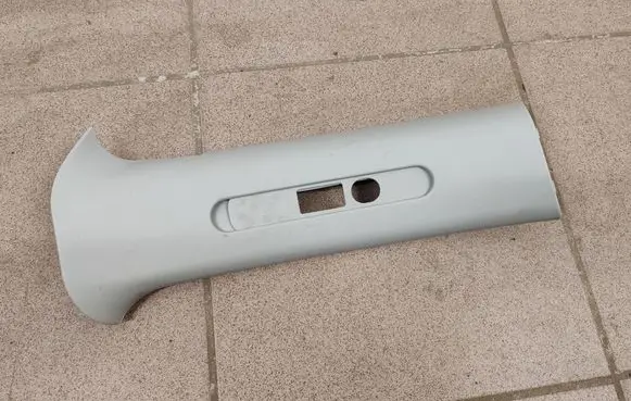 (B) pillar trim (top)