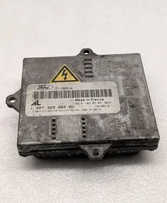 Ford Mondeo Mk III Xenon control unit/module 1S7112B655AA 1307329064